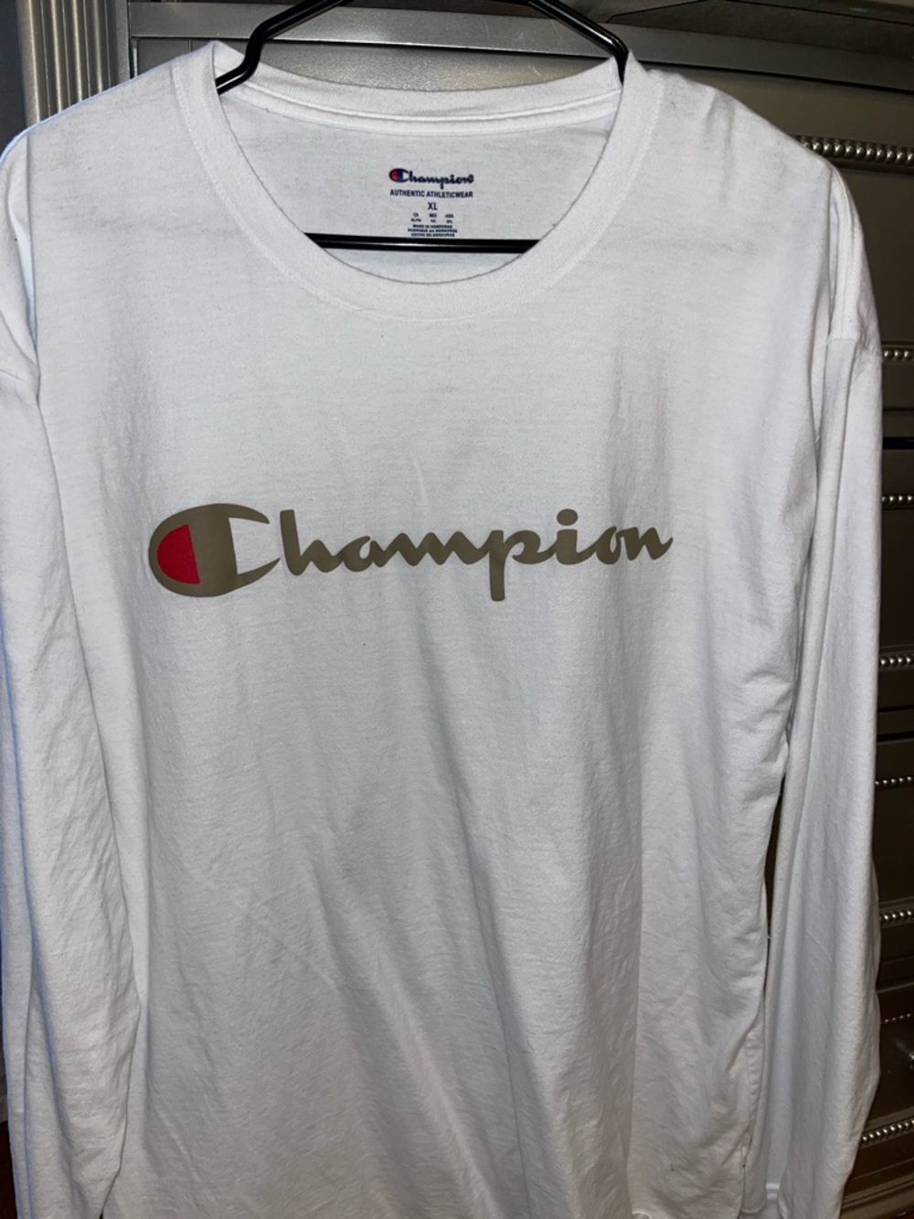 Men’s Champion Long Sleeve Logi T Shirt Size XL